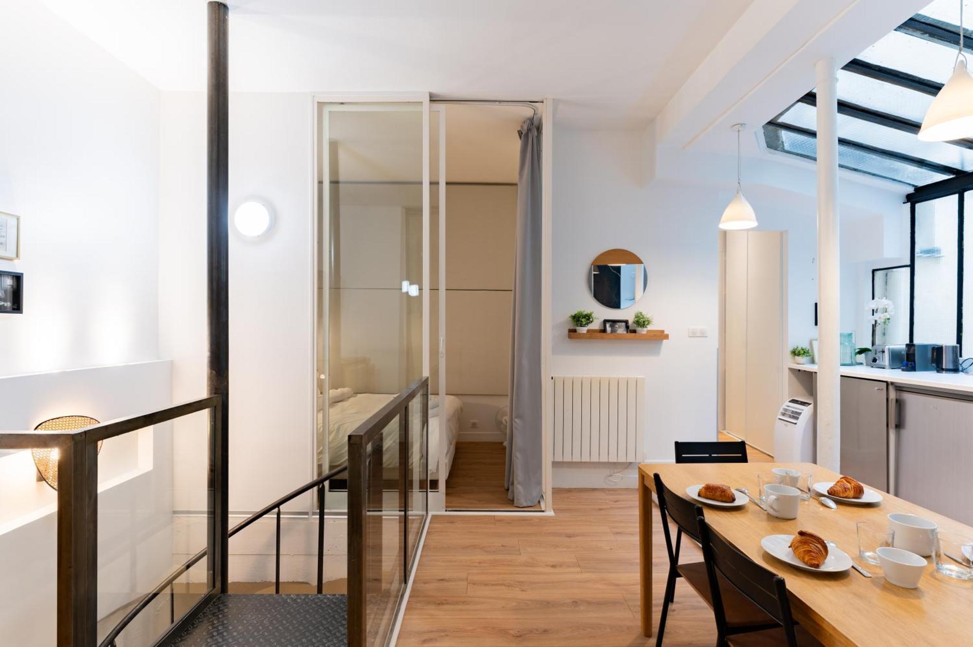 St Germain Sartre ChicSuites Paris Extérieur photo